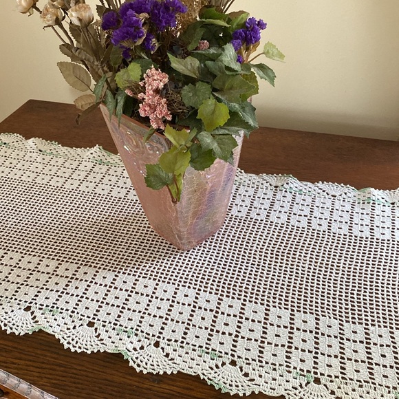 VTG Handmade Crochet Doilies Set of 4 - Picture 4 of 9